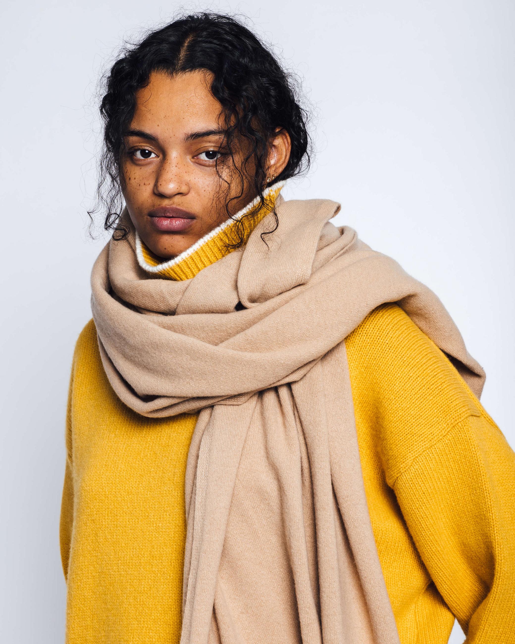 Dámské Šátky Inuikii Oversized Vlna Scarf Béžová | 69285HOWM